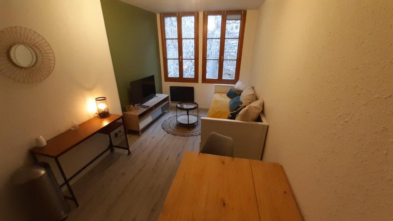 202 Au 15 Rue Battant A